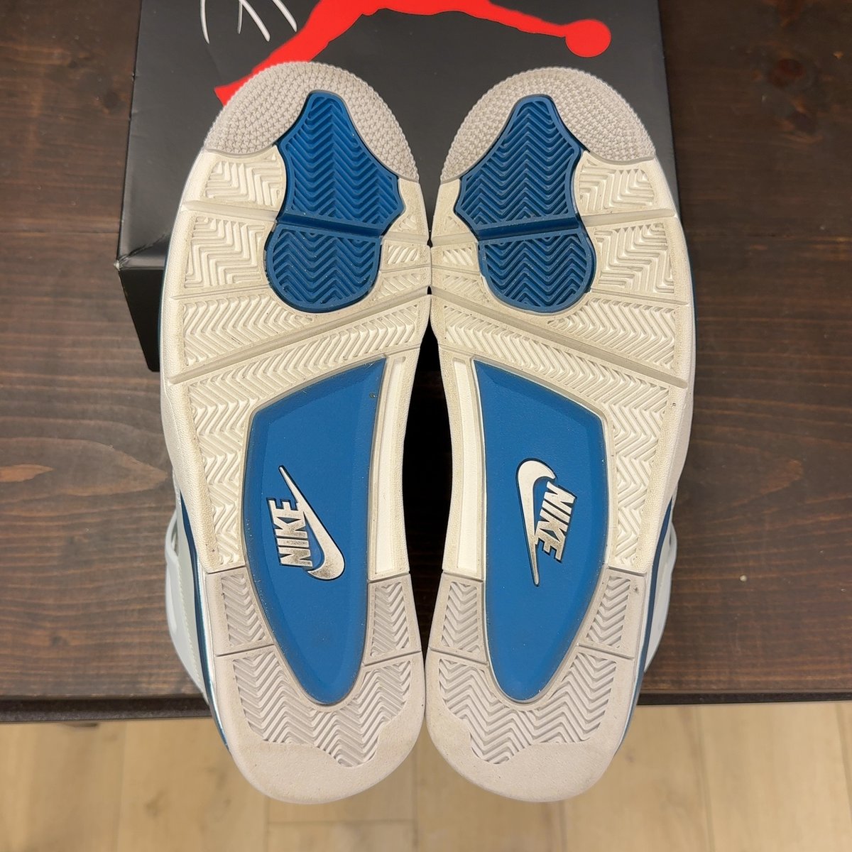 Jordan 4 Retro Military Blue (2024) Size 12 (Pre-Owned) - aux