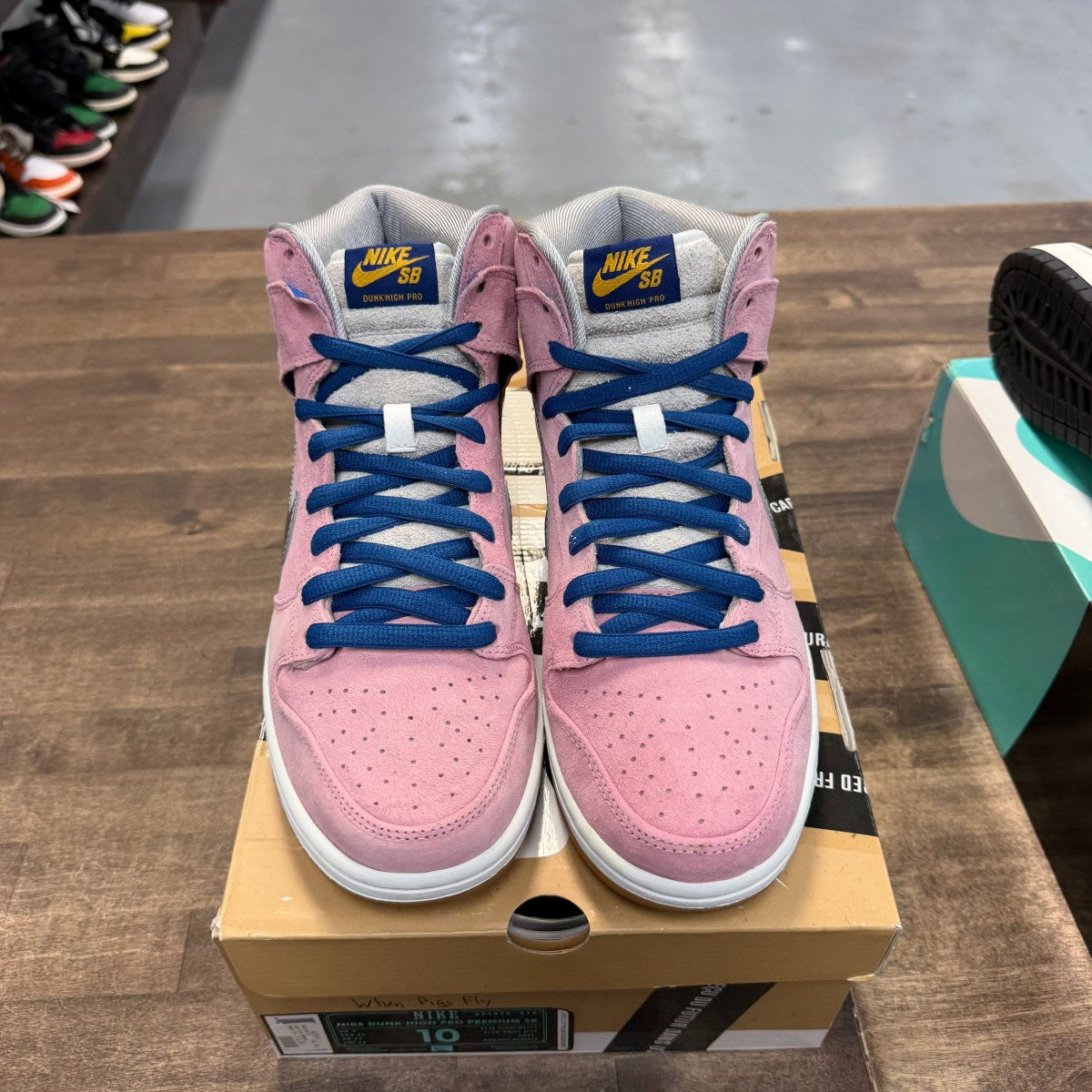 Nike SB Dunk High Concepts When Pigs Fly Size 10 (Pre-Owned) - Image 2