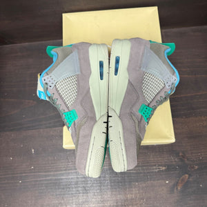 Jordan 4 Retro SP 30th Anniversary Union Taupe Haze Size 8.5 (Pre-Owned) - side