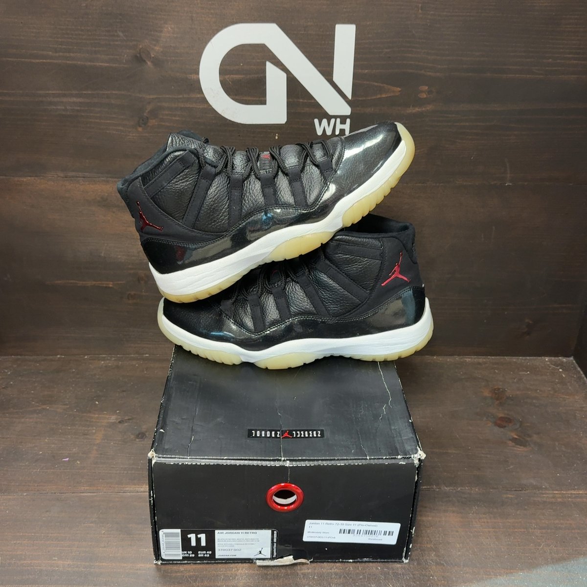 Jordan 11 Retro 72-10 Size 11 (Pre-Owned) - front