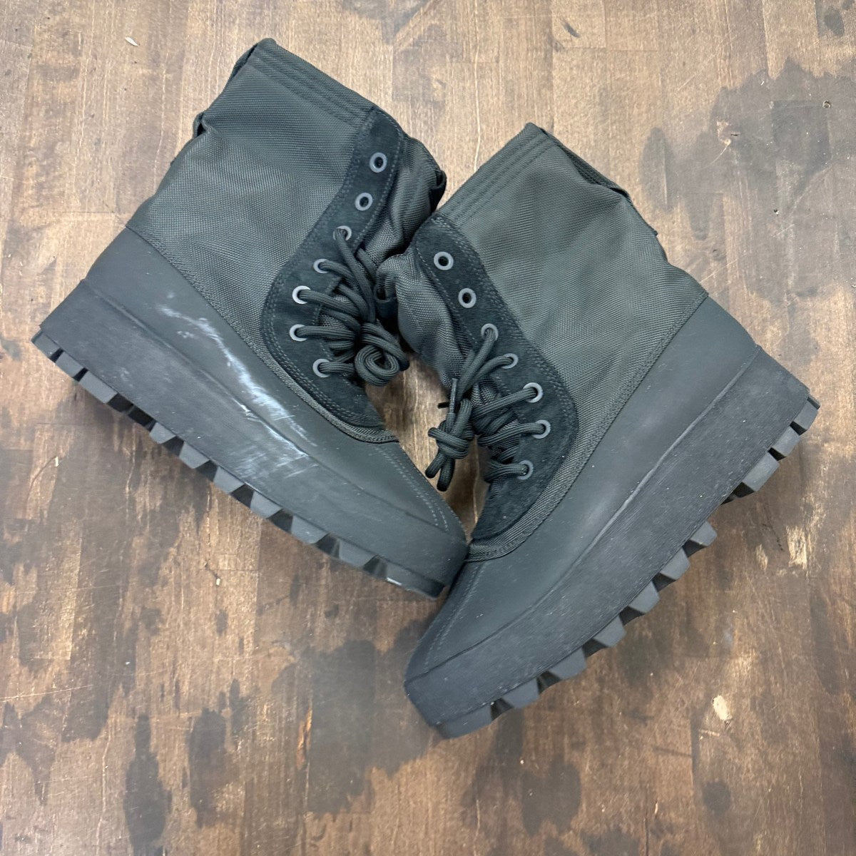 adidas Yeezy 950 Pirate Black (2023) Size 10.5 (Pre-Owned) - Image 1