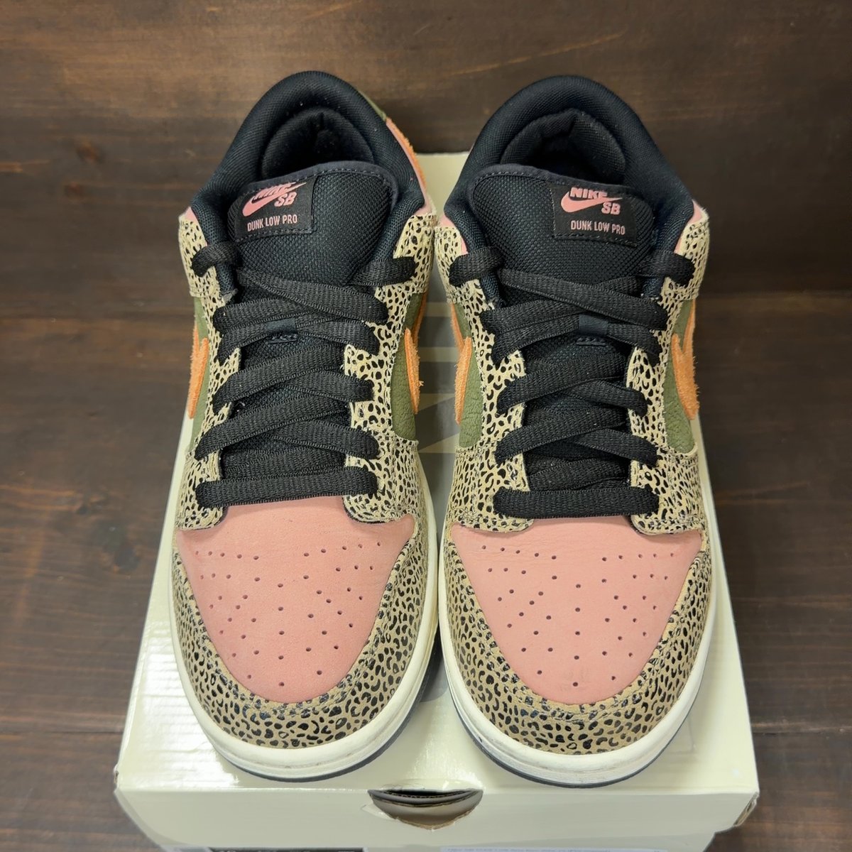 Nike SB Dunk Low Arts-Rec Size 10 (Pre-Owned) - tag