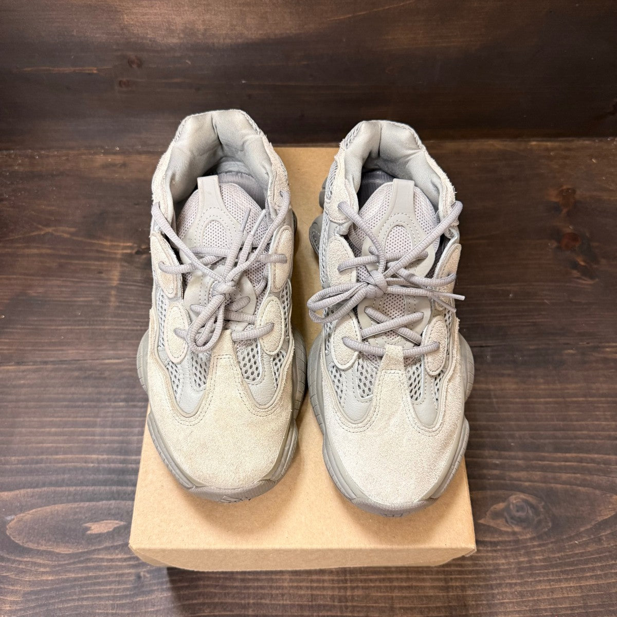 adidas Yeezy 500 Ash Grey Size 9 (Pre-Owned) - Image 3