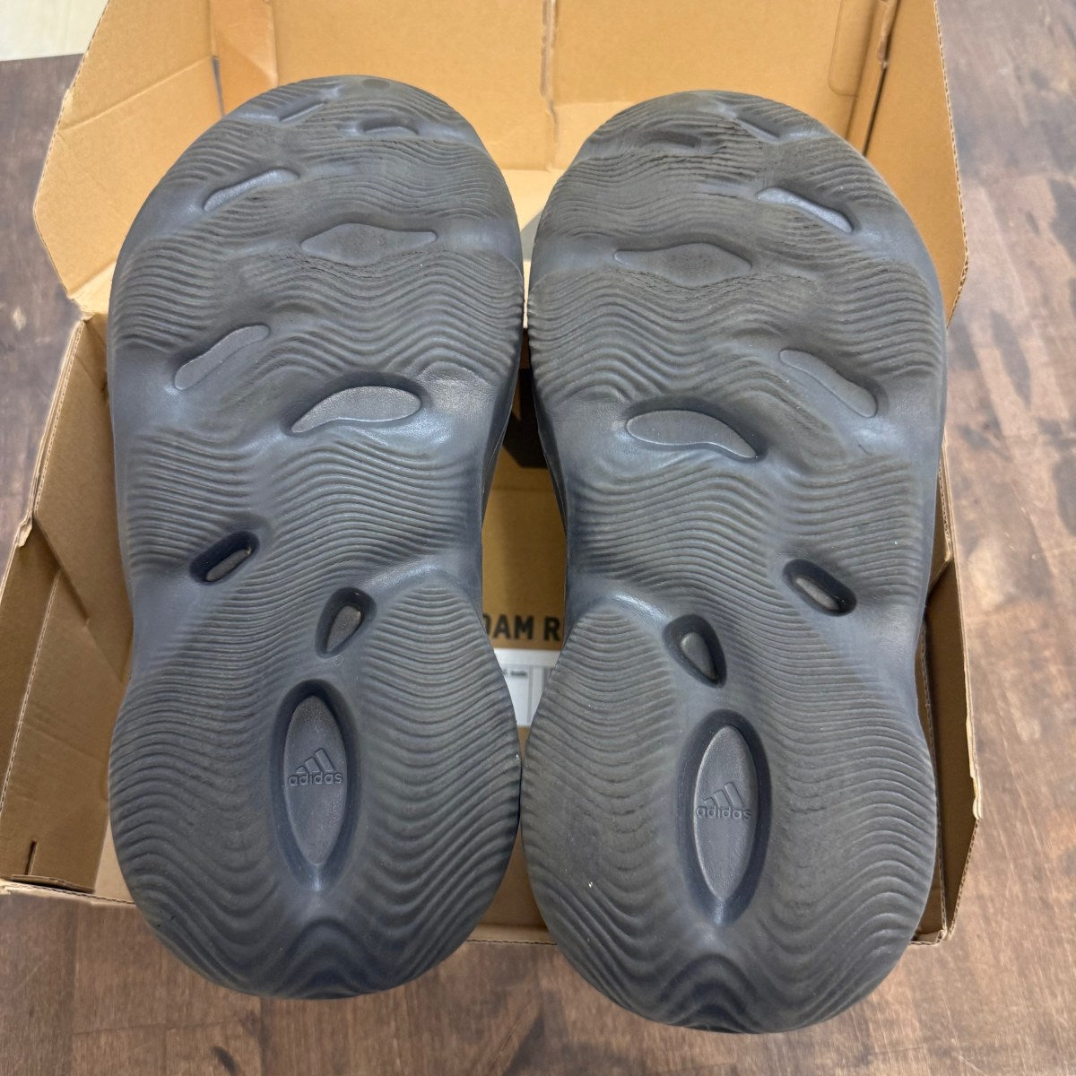 adidas Yeezy Foam RNR Onyx - Image 5