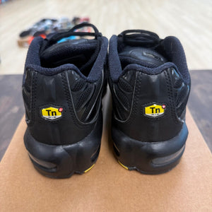 Nike Air Max Plus Triple Black (GS) Size 5.5Y (Pre-Owned) - Image 5