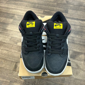 Nike SB Dunk Low Firecracker - Image 2