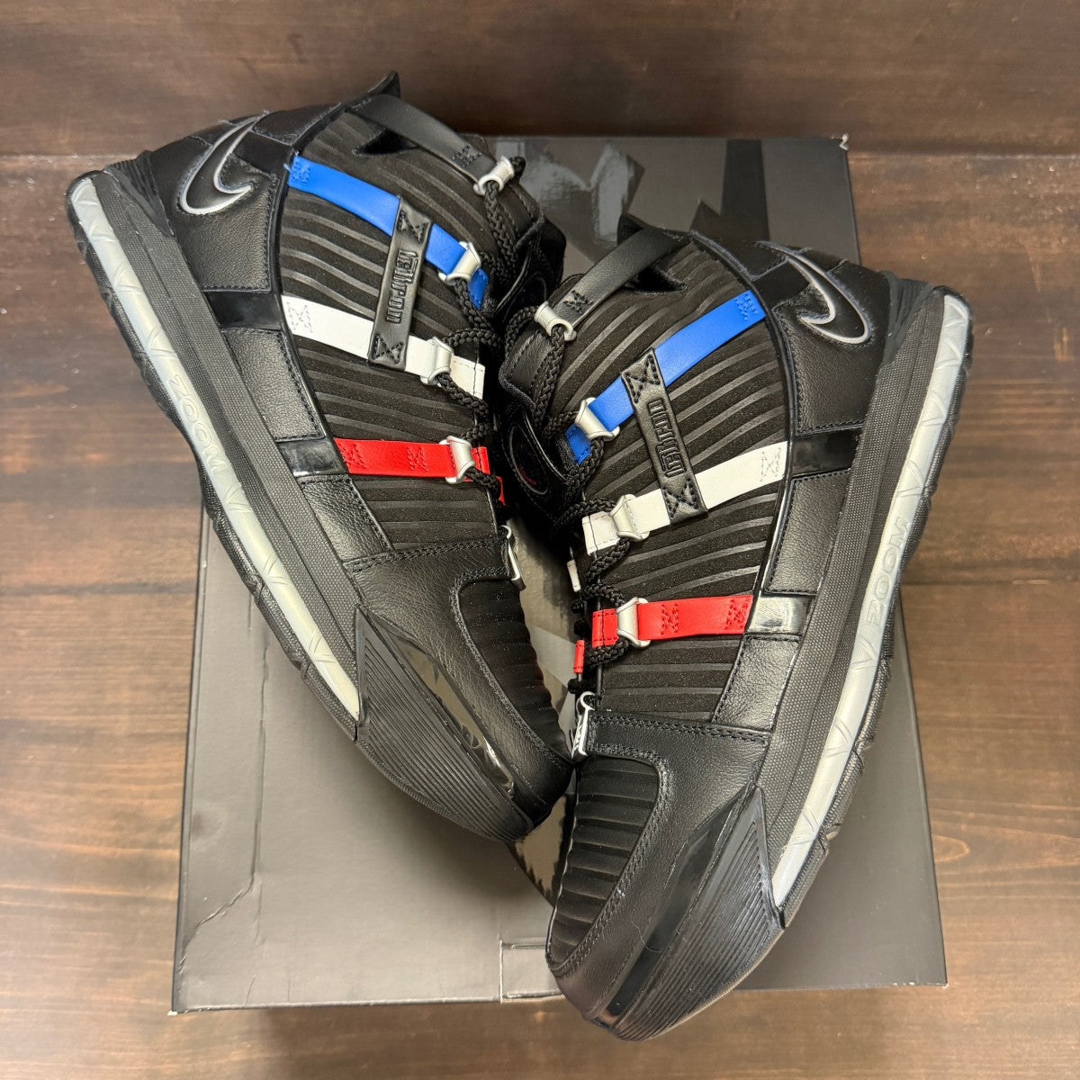 Nike LeBron 3 The Shop Black University Red (2022) - Image 2