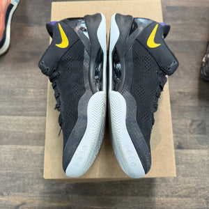 Nike Kobe 8 Protro Lakers Away Size 7 (Pre-Owned) - Image 2