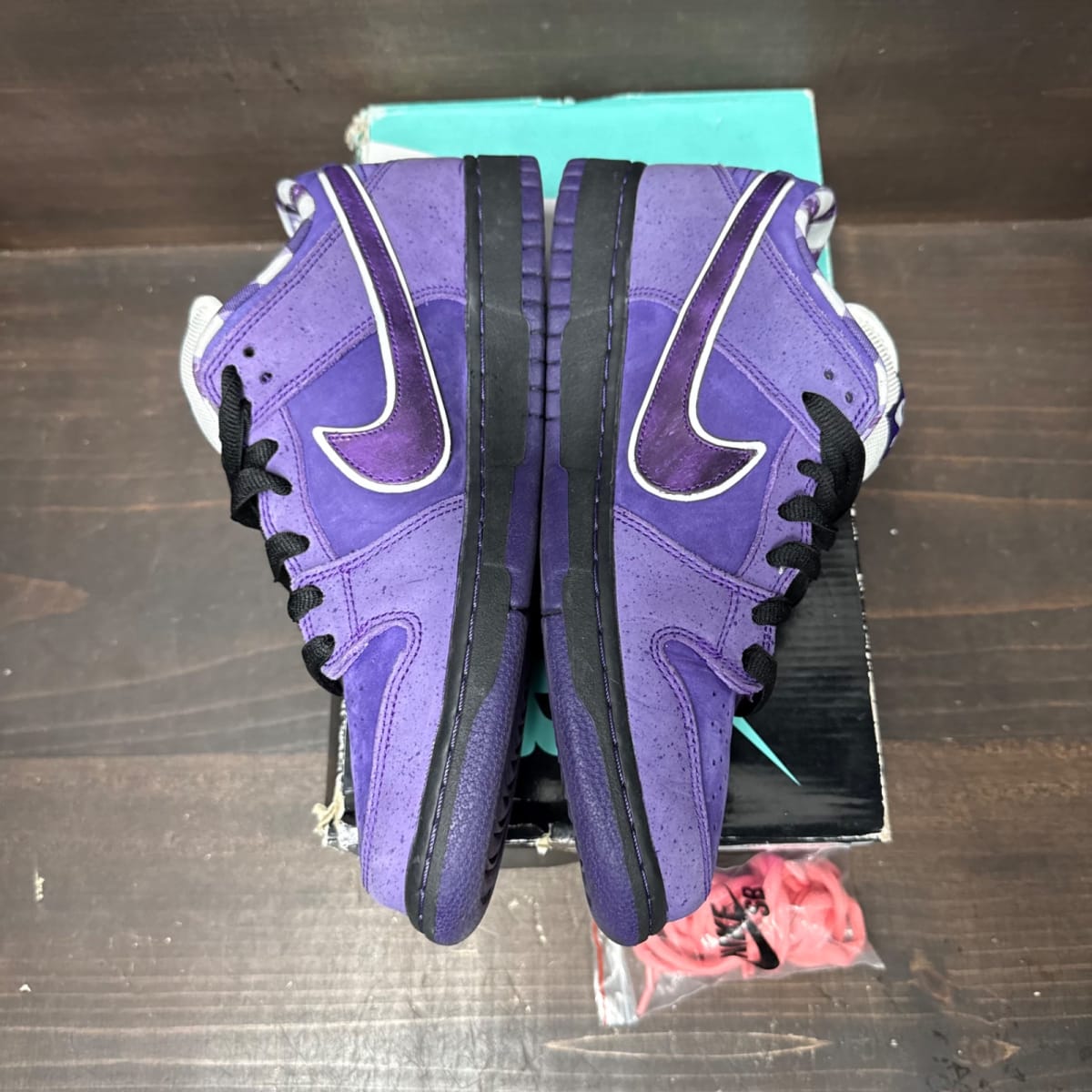 Nike SB Dunk Low Concepts Purple Lobster Size 9 (Pre-Owned) - side