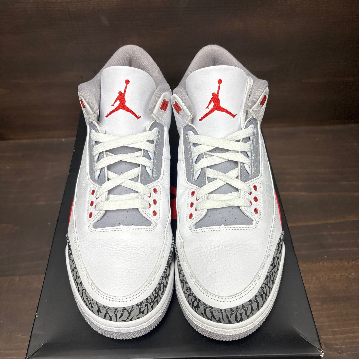 Jordan 3 Retro Fire Red (2022) - Image 3