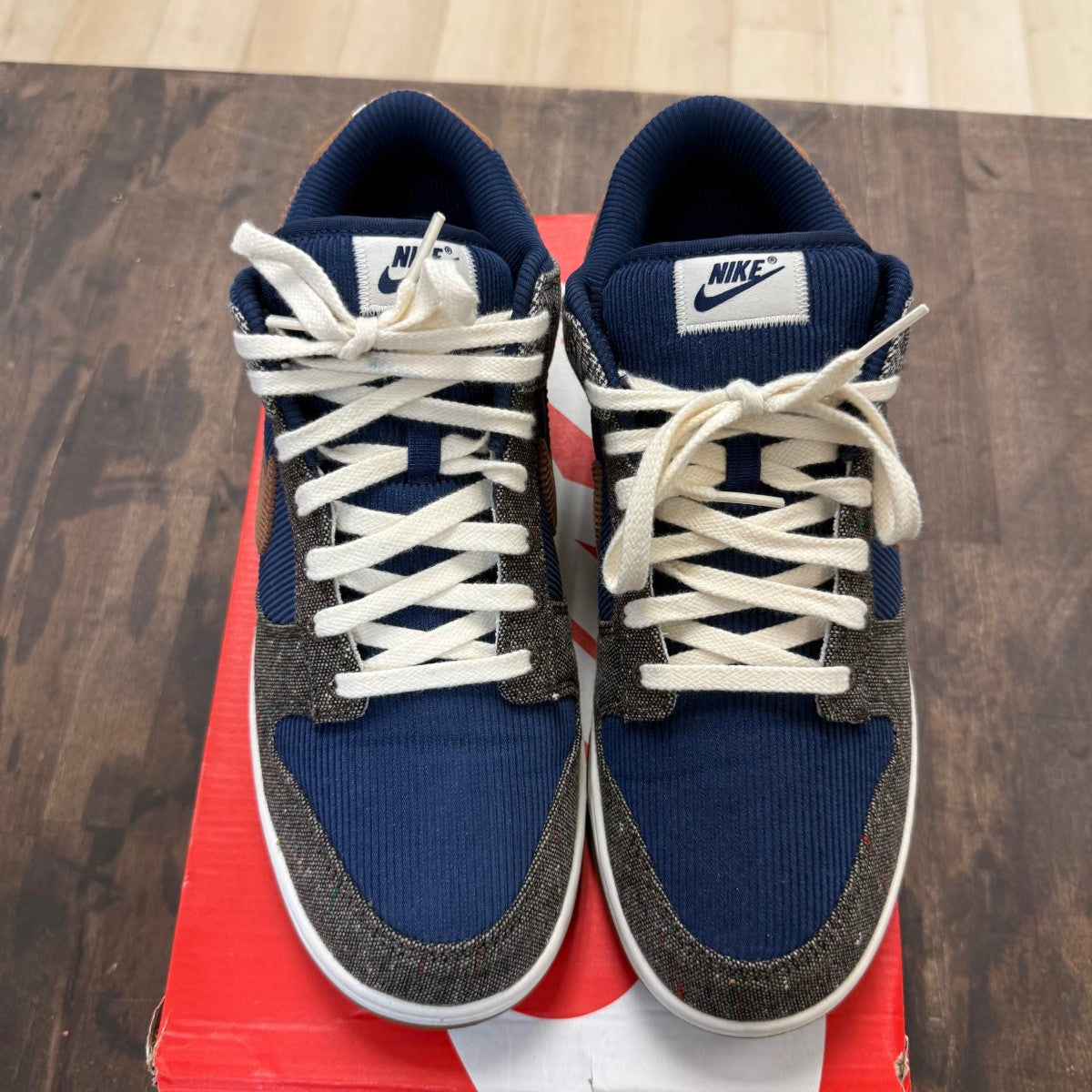 Nike Dunk Low Tweed Midnight Navy Corduroy - Image 2