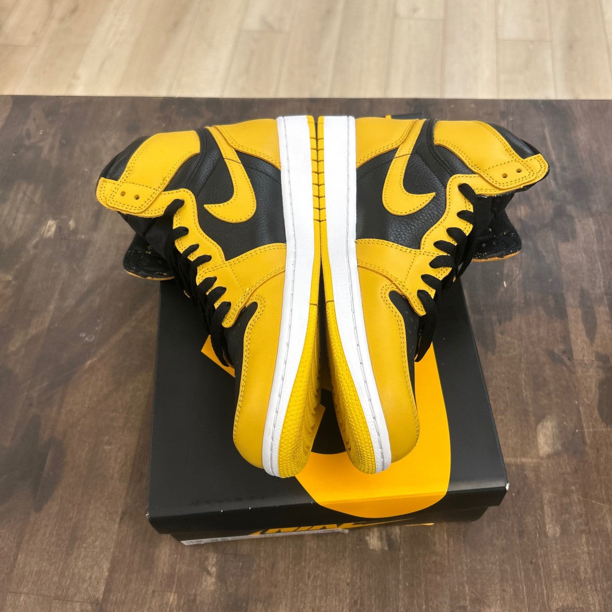 Jordan 1 Retro High Pollen - Image 3