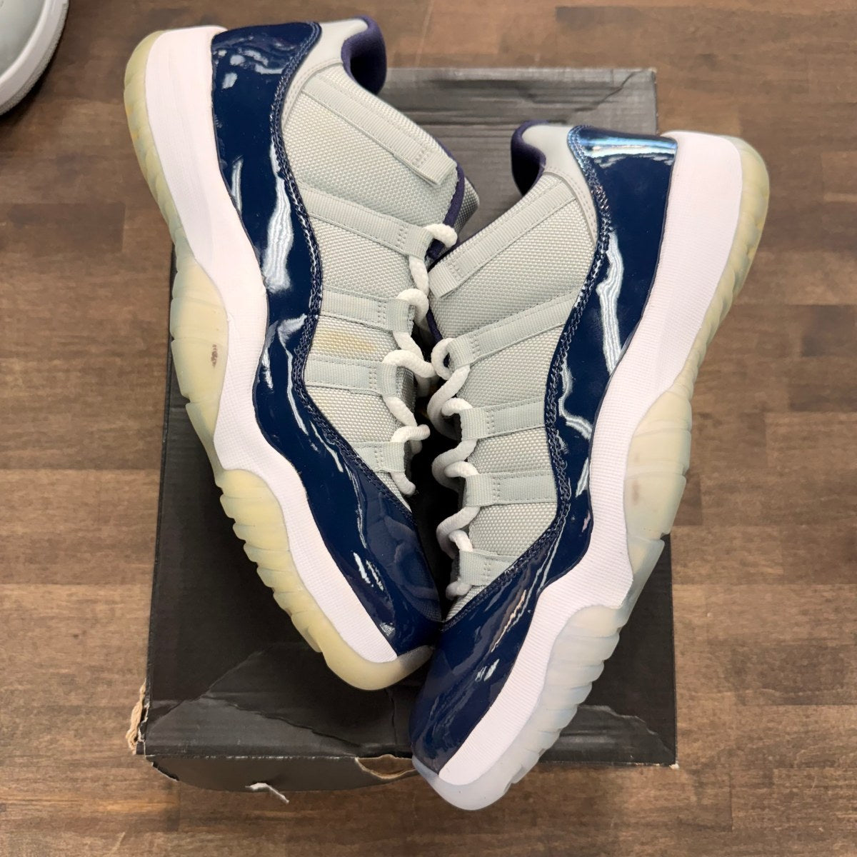 Jordan 11 Retro Low Georgetown Size 10 (Pre-Owned) - Image 1