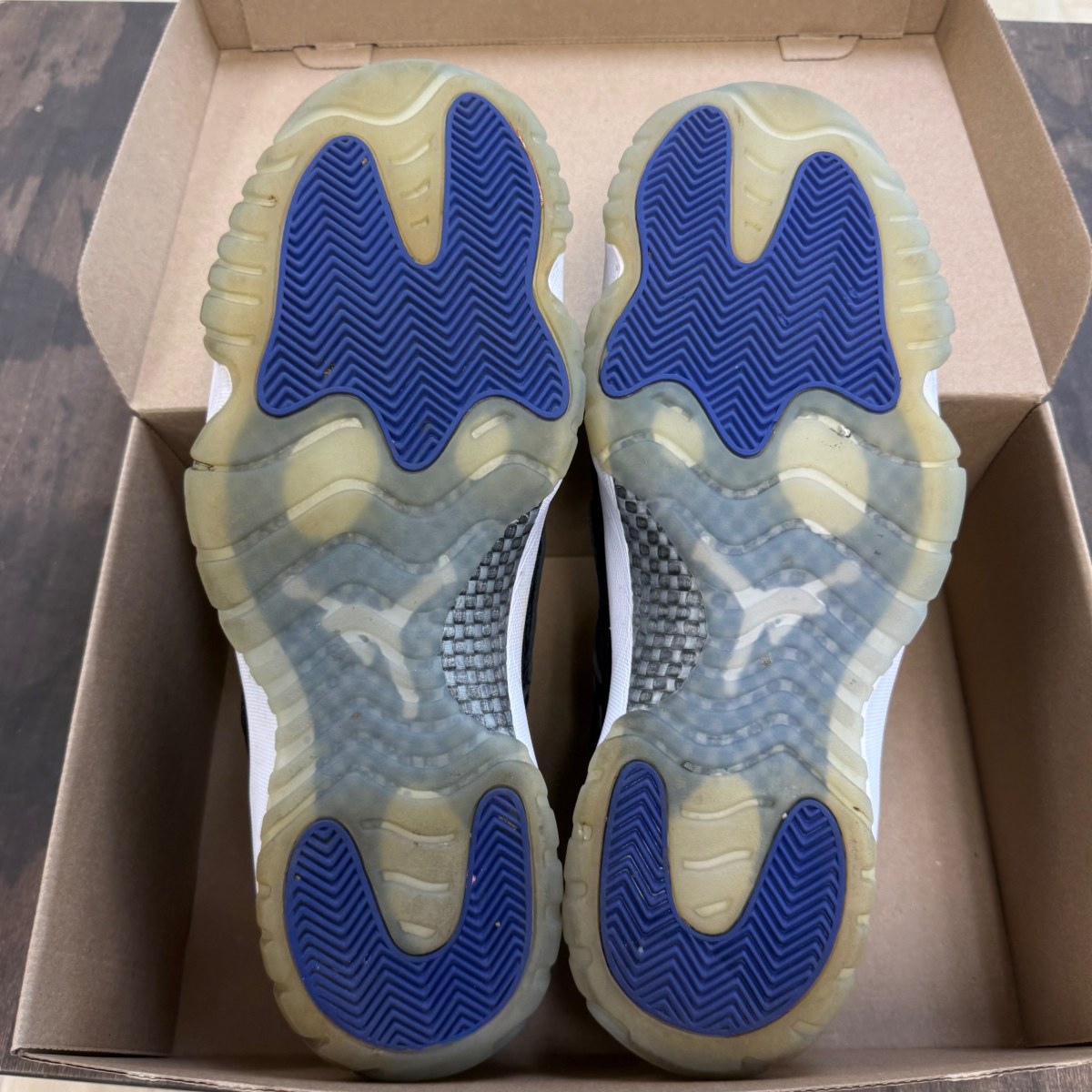 Jordan 11 Retro Low IE Space Jam Size 14 (Pre-Owned) - Image 6