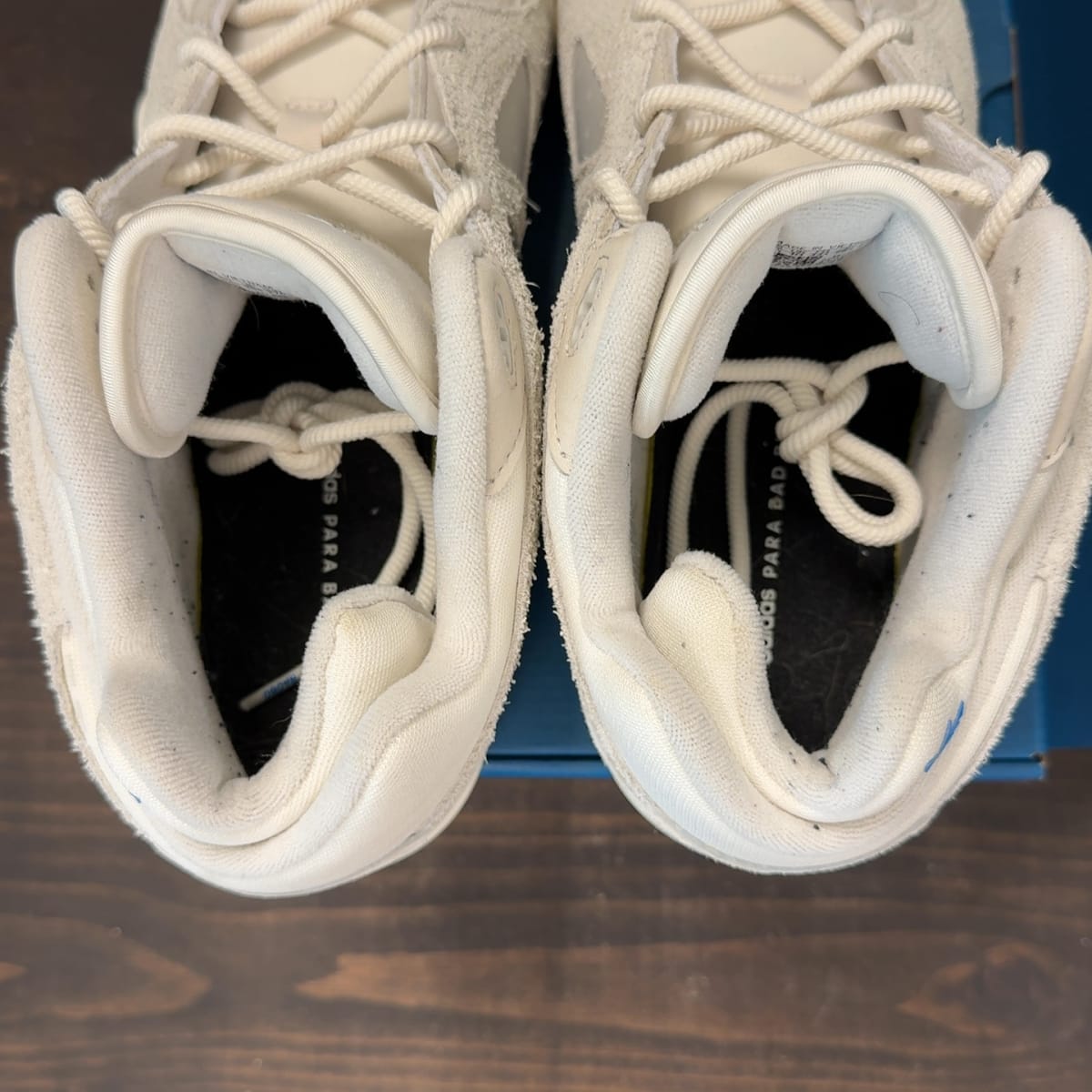 adidas BadBo 1.0 Bad Bunny Resilience Size 10.5 (Pre-Owned) - aux