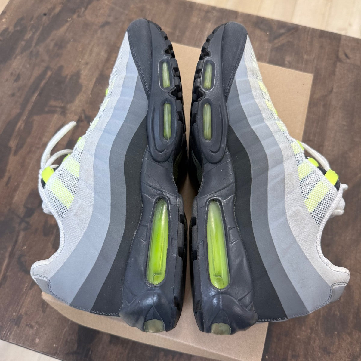 Nike Air Max 95 No Sew Neon Size 11.5 (Pre-Owned) - Image 5
