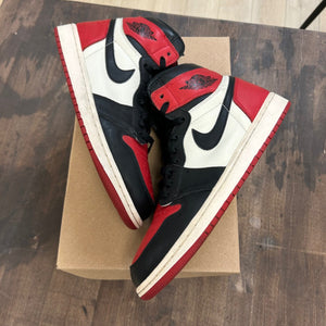Jordan 1 Retro High Bred Toe Size 10 (Pre-Owned) - Image 1