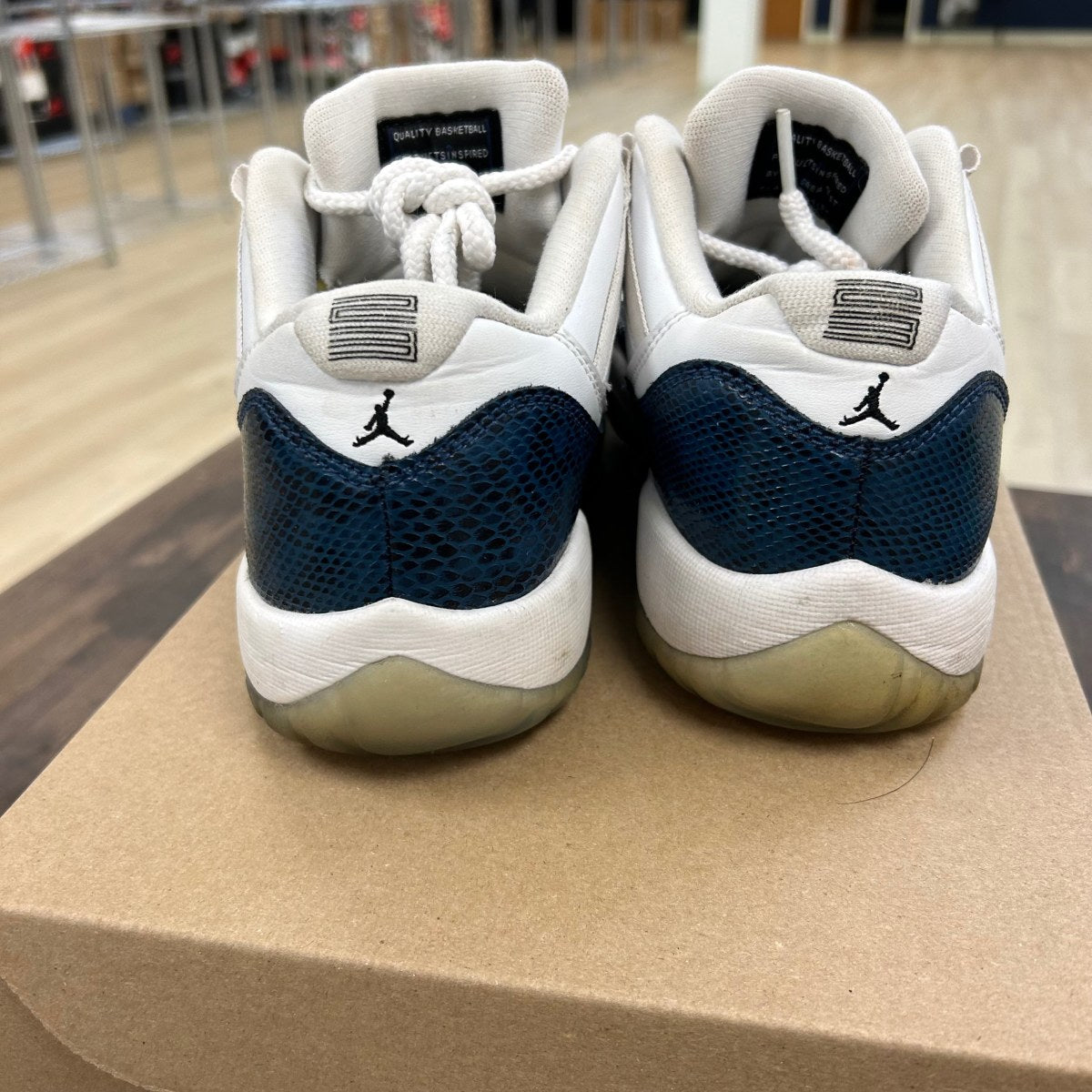 Jordan 11 Retro Low Snake Navy (2019) (GS) Size 6Y (Pre-Owned) - Image 4