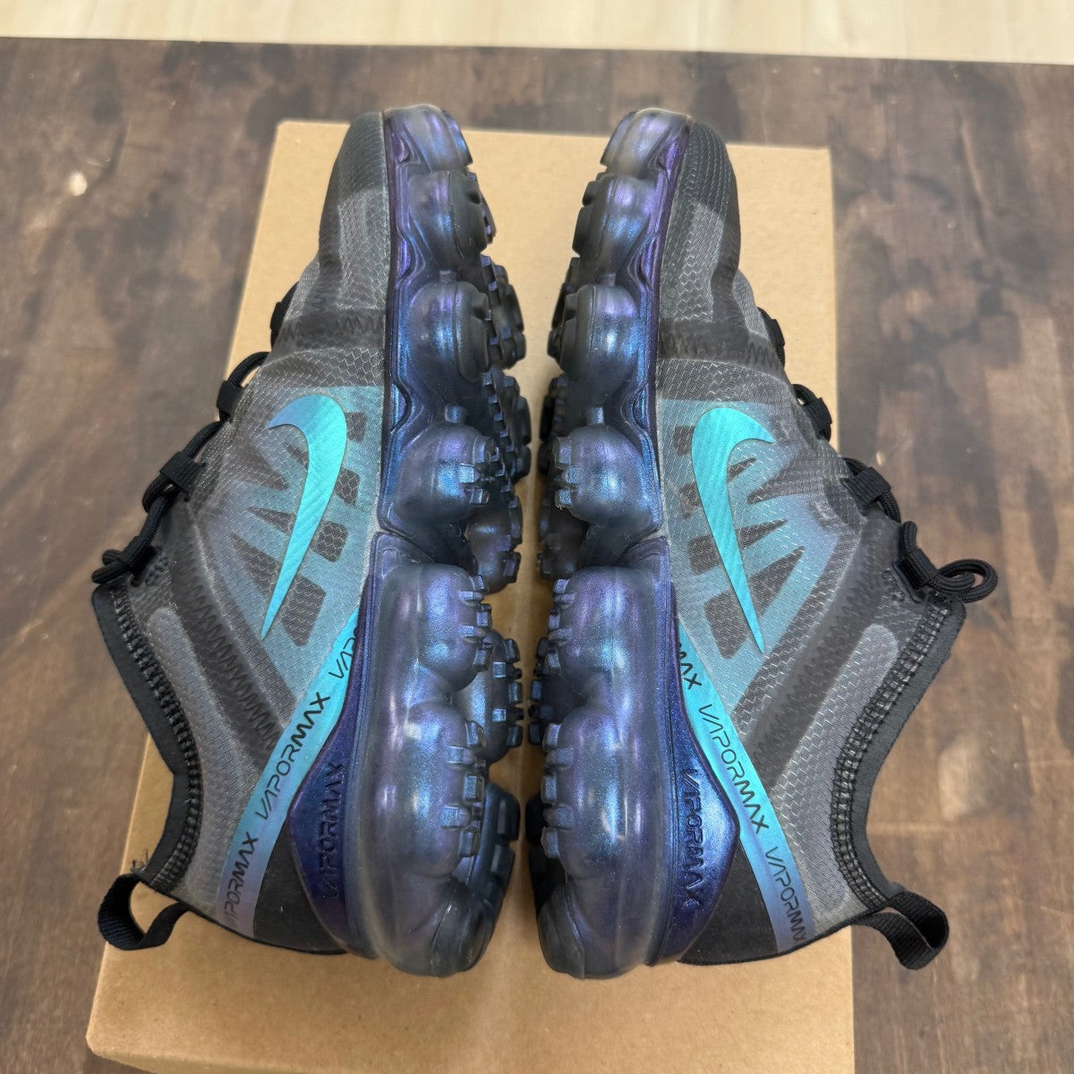 Nike Air VaporMax 2019 Throwback Future (Women's) Size 8W (Pre-Owned) - Image 4