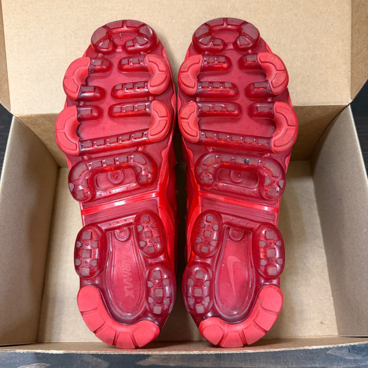 Nike Air VaporMax Plus Triple Red Size 9.5 (Pre-Owned) - Image 7