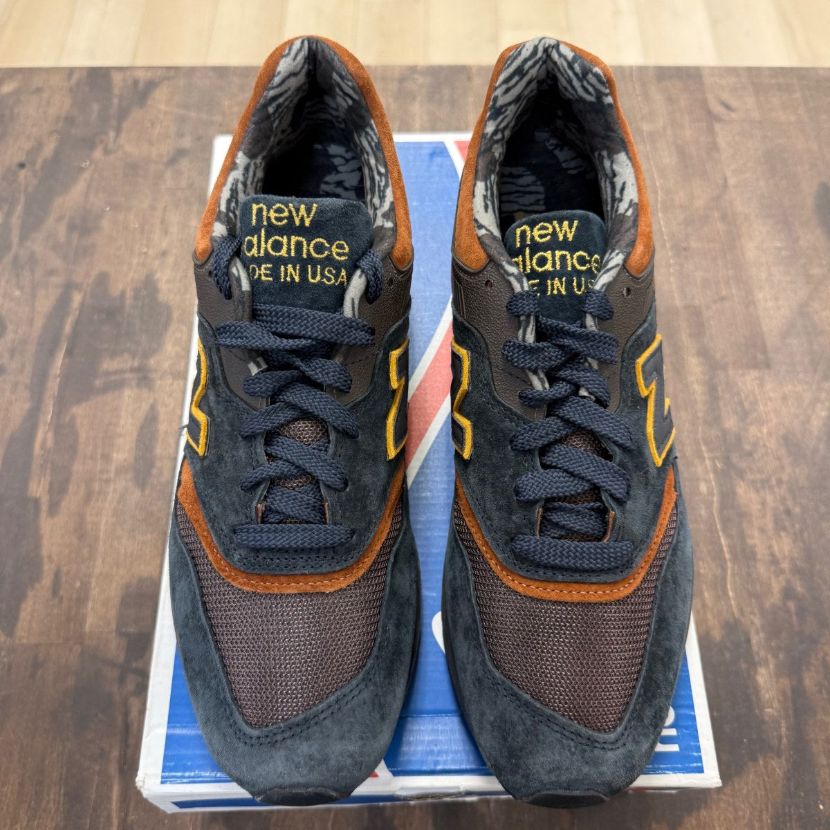 New Balance 997 J. Crew Wild Nature Pack Grizzly Bear Size 10.5 (Pre-Owned) - Image 2