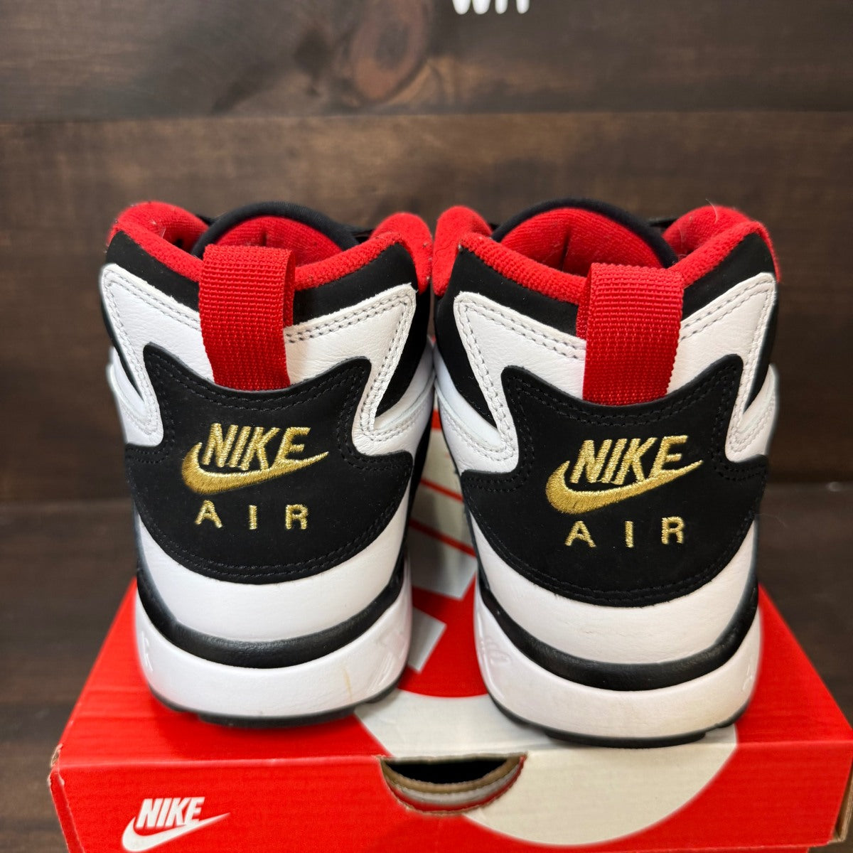 Nike Air Diamond Turf 49ers (2025) - Image 3