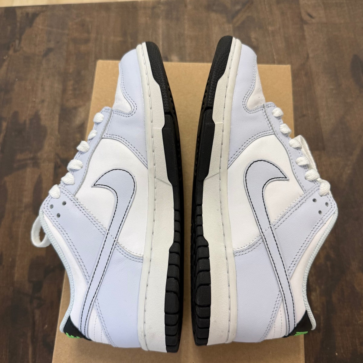Nike Dunk Low Grey Green Strike (GS) Size 7Y (Pre-Owned) - Image 5