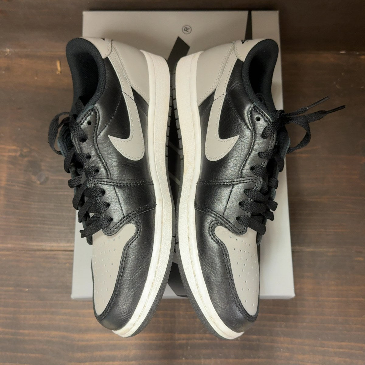 Jordan 1 Retro Low OG Shadow (2024) Size 8 (Pre-Owned) - aux