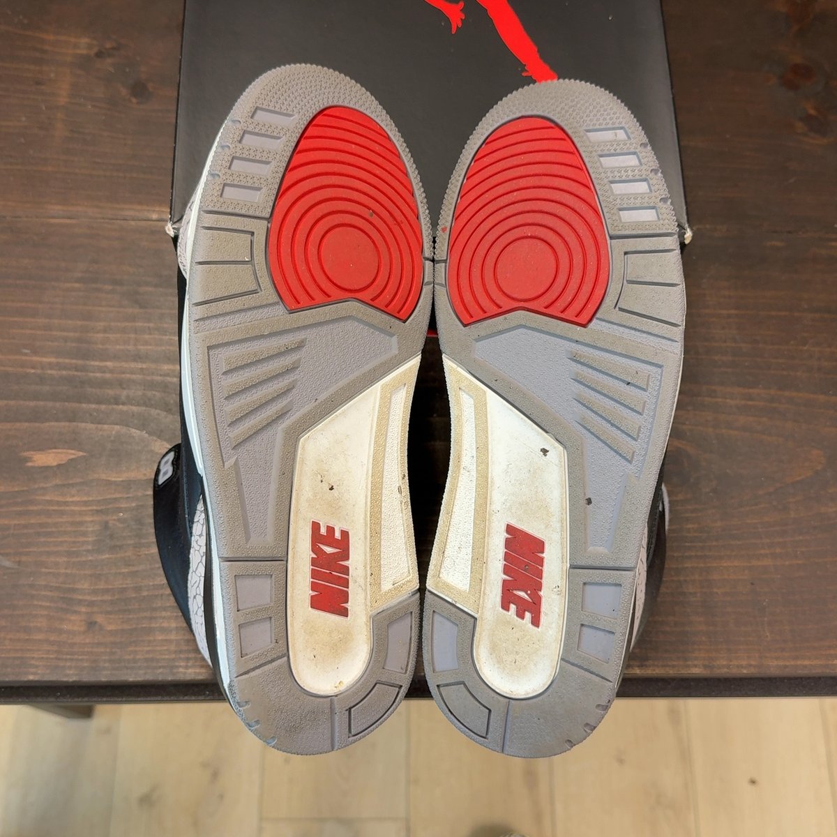 Jordan 3 Retro OG Black Cement (2024) Size 11 (Pre-Owned) - aux