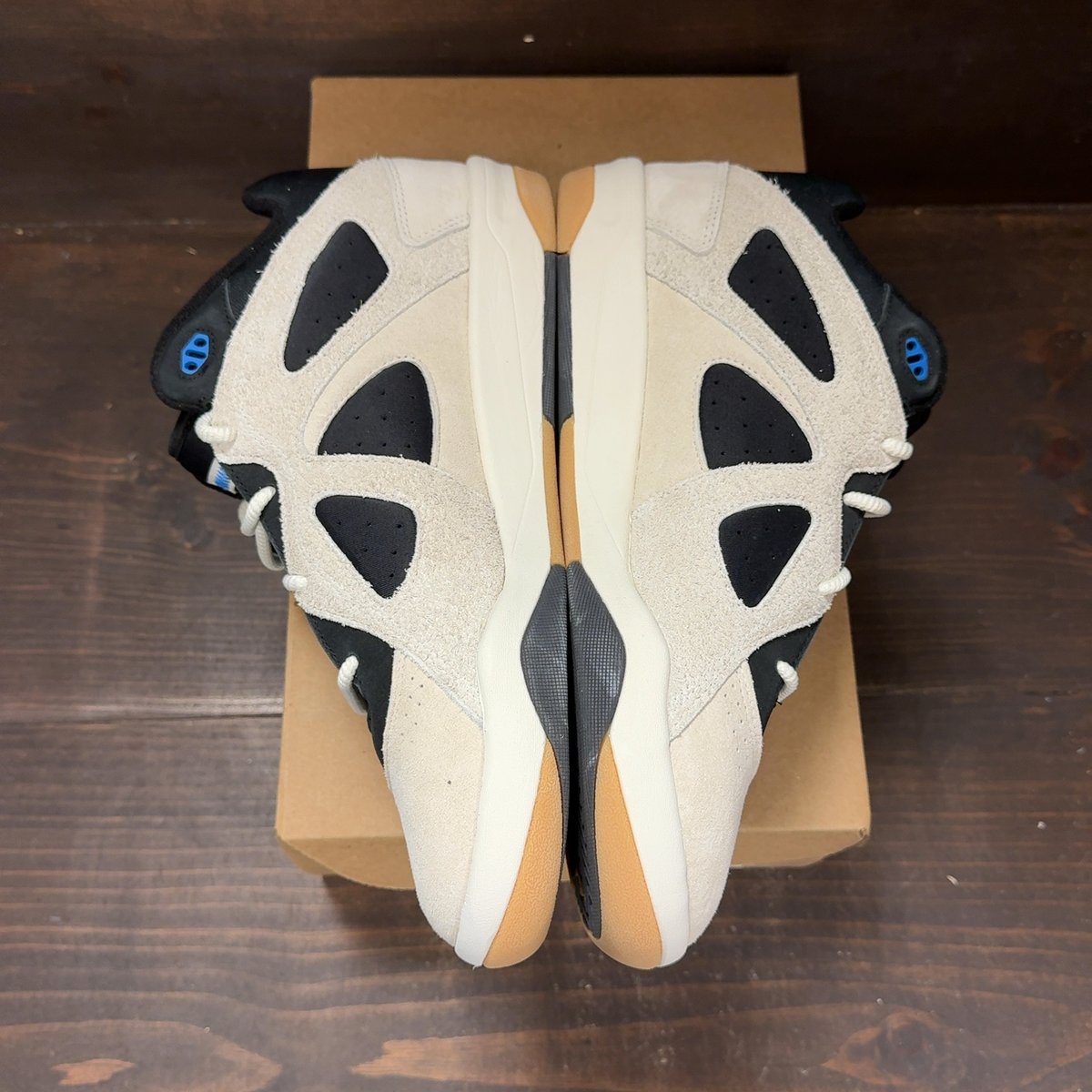 adidas BadBo 1.0 Bad Bunny Rise Size 11.5 (Pre-Owned) - aux