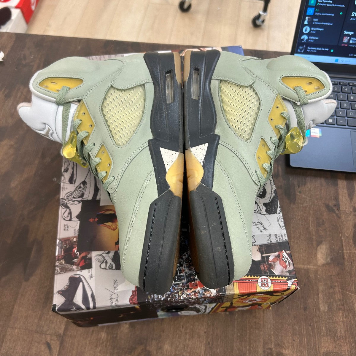 Jordan 5 Retro Jade Horizon Size 12 (Pre-Owned)