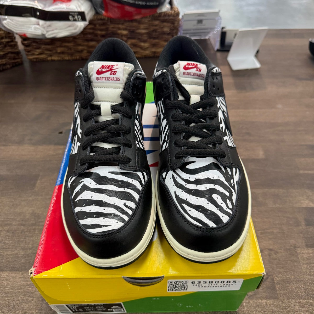 Nike SB Dunk Low OG QS Quartersnacks Zebra - Image 3