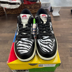 Nike SB Dunk Low OG QS Quartersnacks Zebra - Image 3