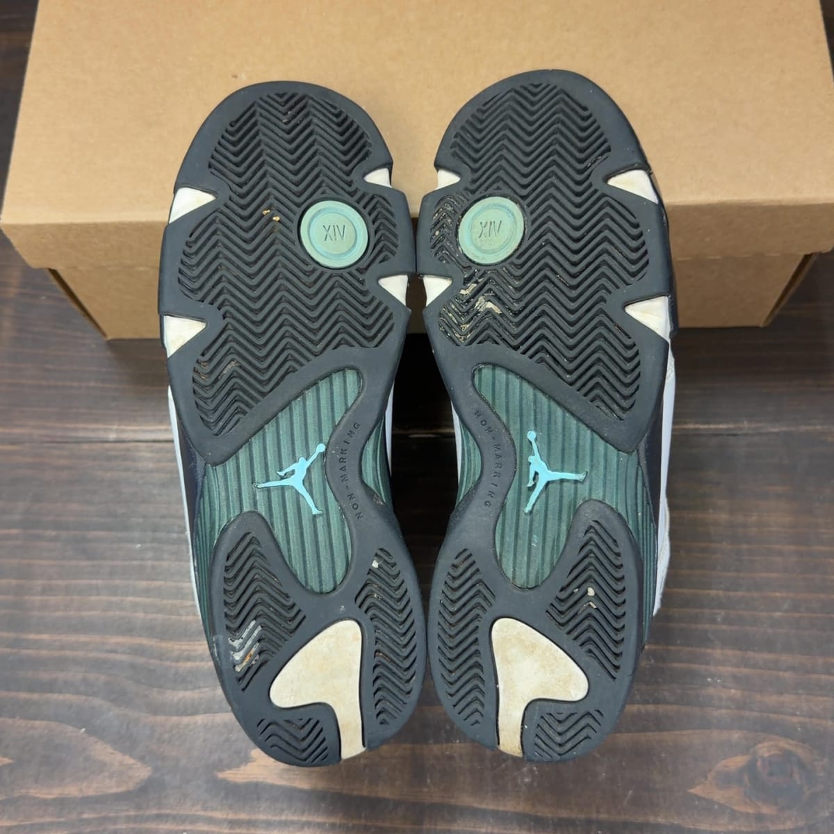 Jordan 14 Retro Oxidized Green (2016) (GS) Size 5Y (Pre-Owned) - aux