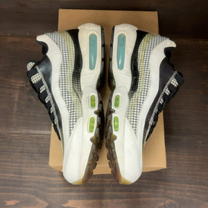 Nike Air Max 95 LV8 White Size 11 (Pre-Owned) - Image 4