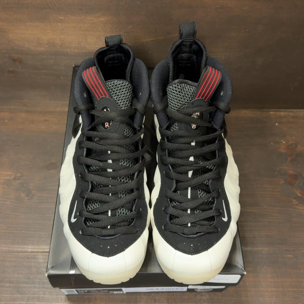 Nike Air Foamposite Pro Pearl (2025) Size 10.5 (Pre-Owned) - tag