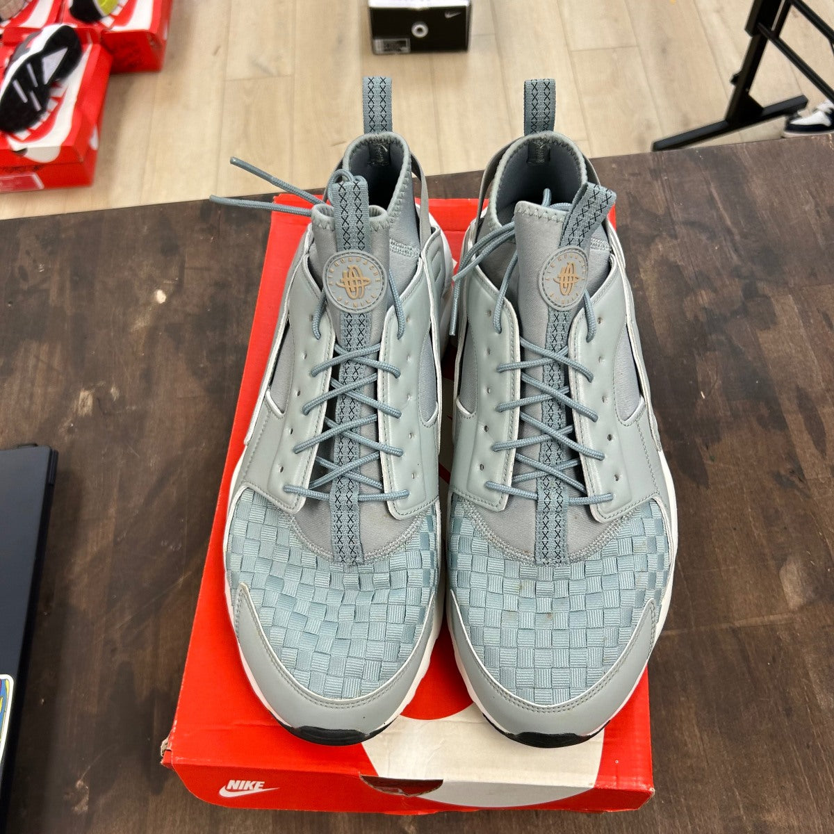 Nike Air Huarache Run Ultra Se Obsidian/Light Blue Lacquer Size 15 (Pre-Owned) - Image 2