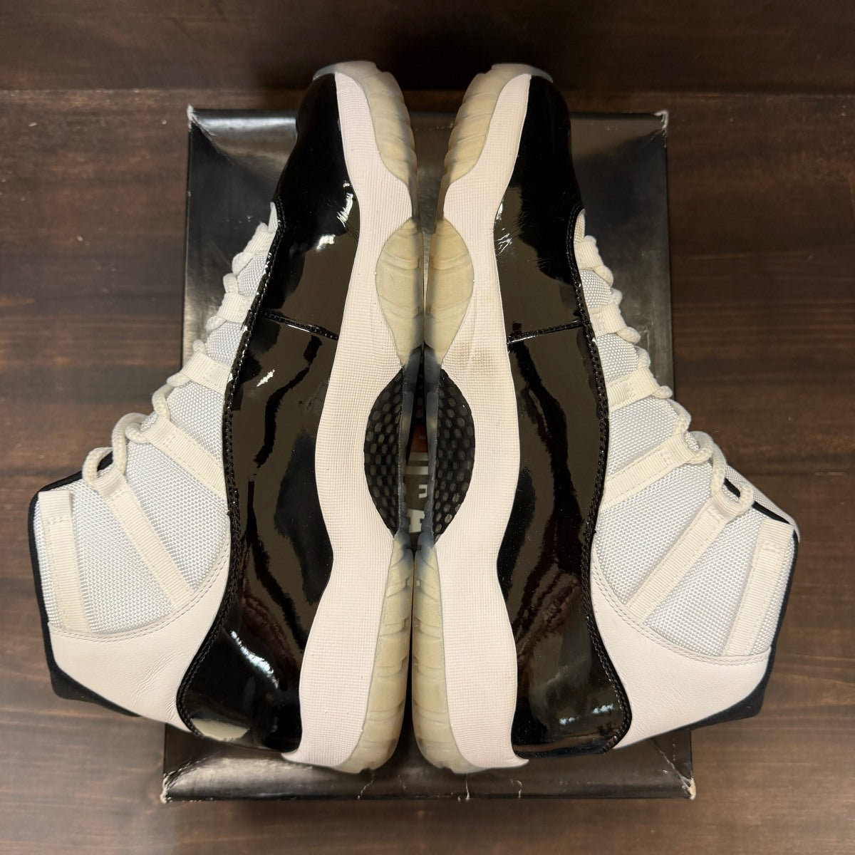 Jordan 11 Retro Concord (2018) - Image 5