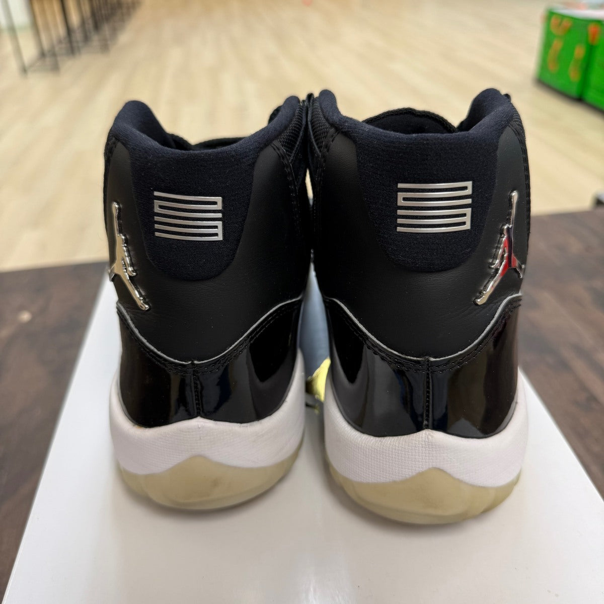 Jordan 11 Retro Jubilee 25th Anniversary Size 10 (Pre-Owned) - Image 3