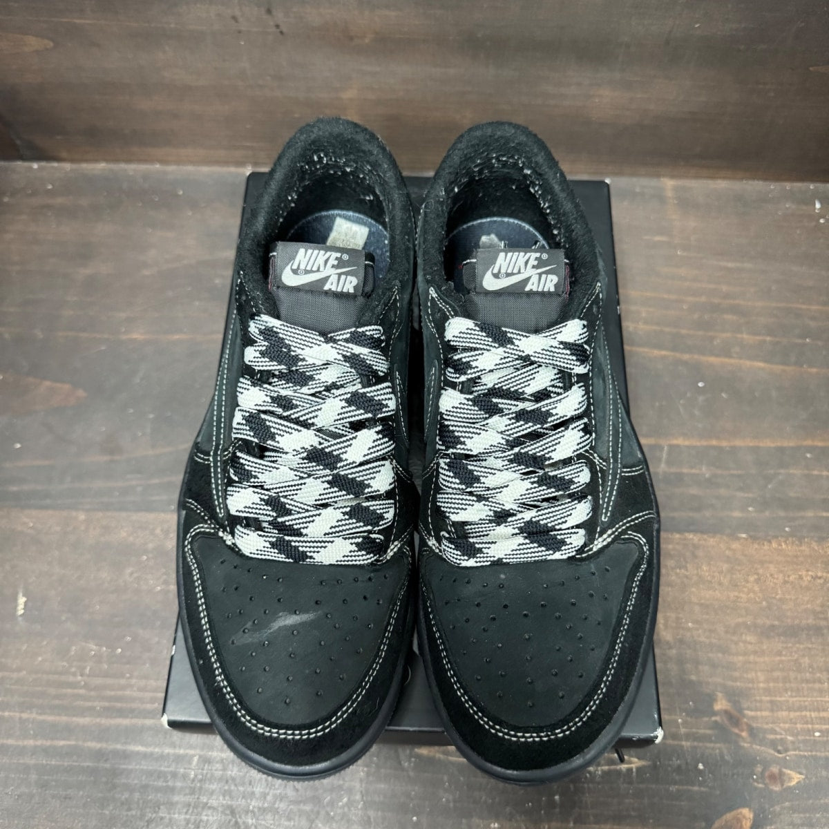 Jordan 1 Retro Low OG SP Travis Scott Black Phantom Size 8.5 (Pre-Owned) - side