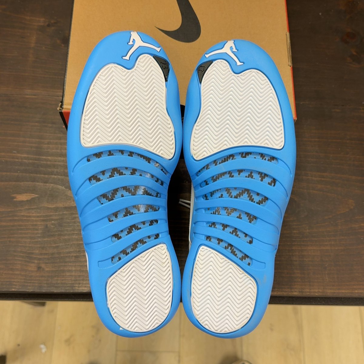 Jordan 12 Retro Melo (2025) Size 11 (Pre-Owned) - aux