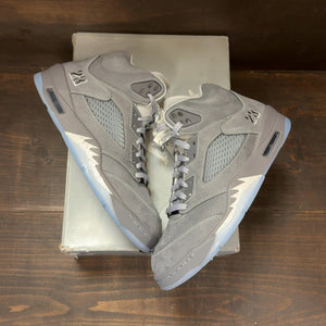 Jordan 5 Retro Wolf Grey (2026) Size 10 (Pre-Owned) - back