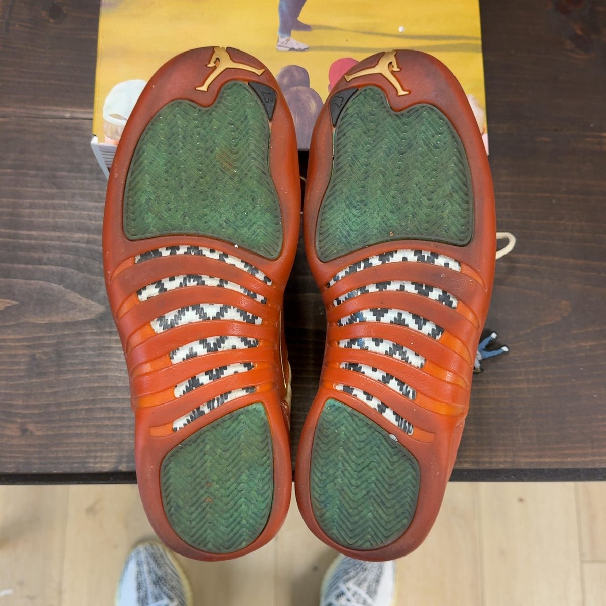 Jordan 12 Retro Eastside Golf Out of the Clay Size 10 (Pre-Owned) - aux