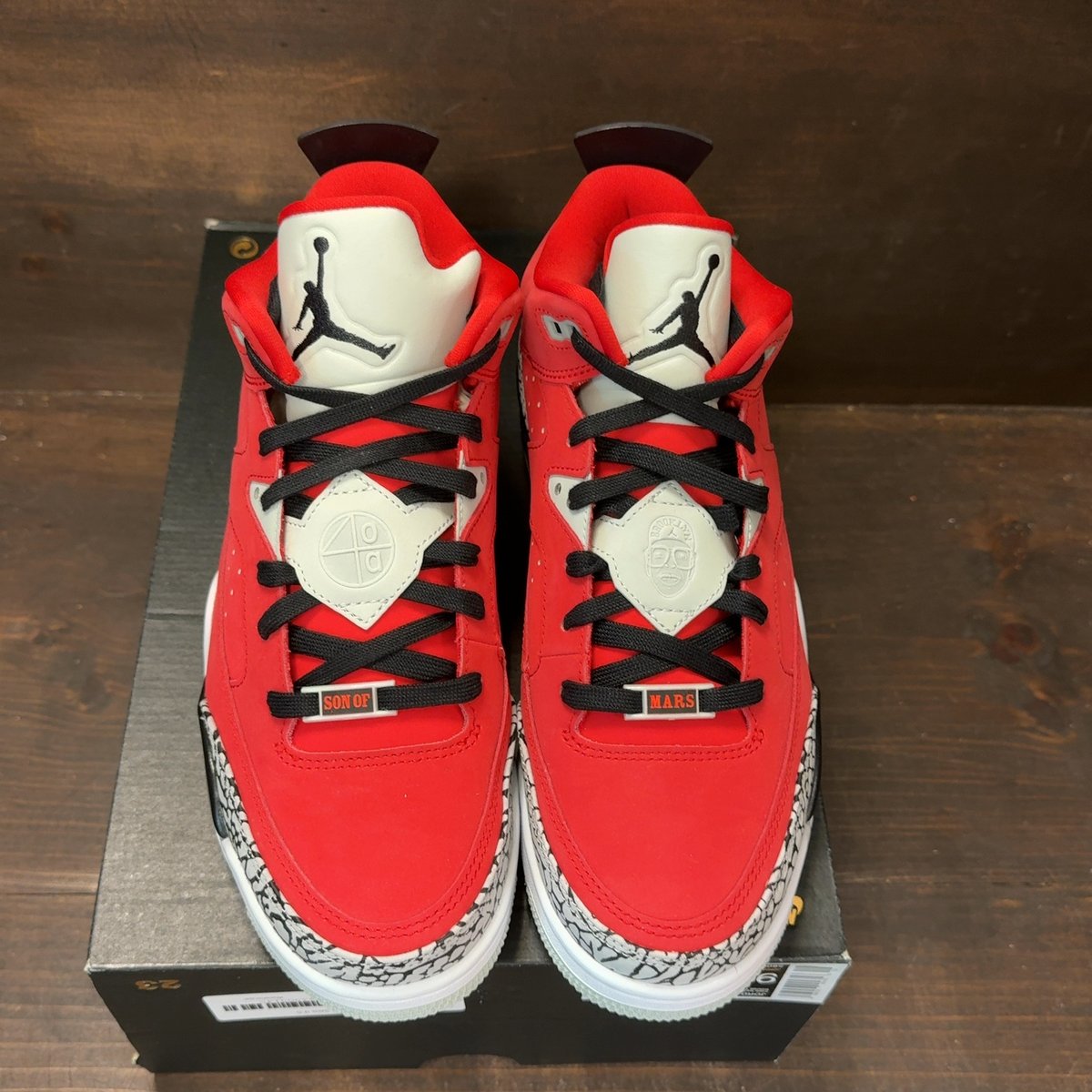 Jordan Son of Mars Low Unite Size 9.5 - tag
