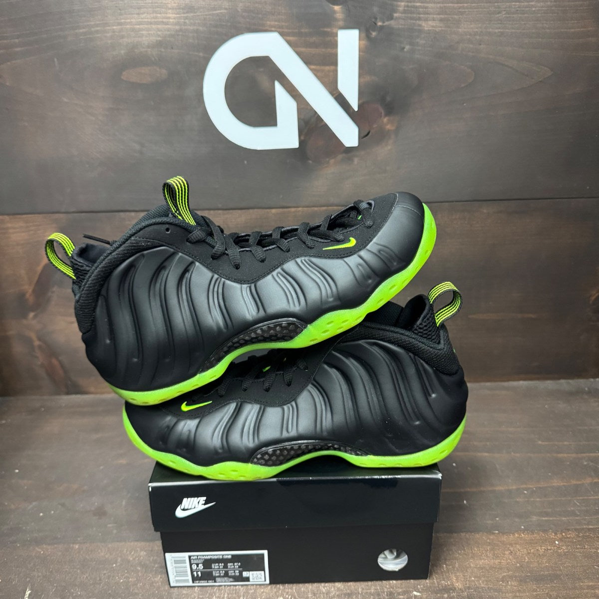 Nike Air Foamposite One Black Volt - Image 1