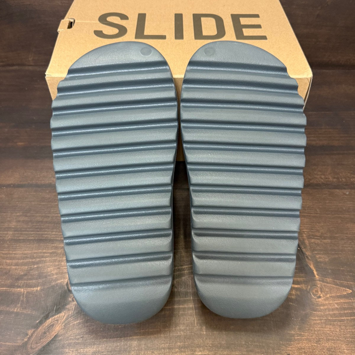 adidas Yeezy Slide Slate Grey - Image 3