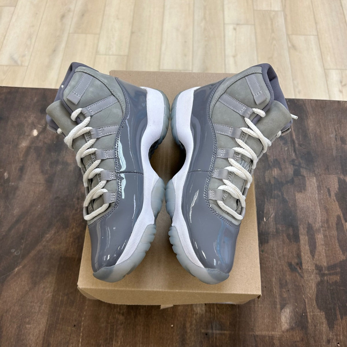 Jordan 11 Retro Cool Grey (2021) Size 7 (Pre-Owned) - Image 3