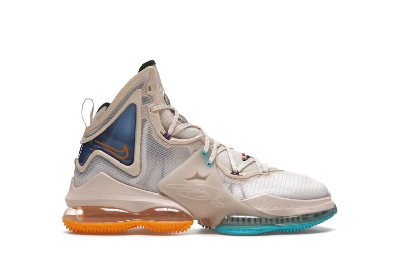 Nike LeBron 19 Minneapolis Lakers