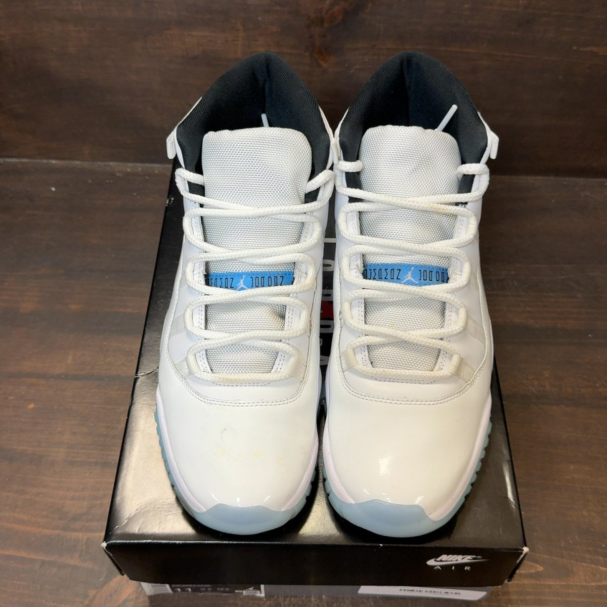 Jordan 11 Retro Legend Blue (2024) - Image 3