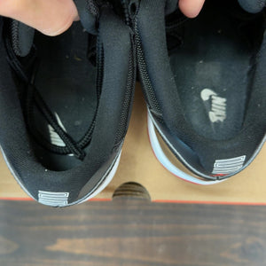 Jordan 11 Retro Low Bred (GS) (2025) - Image 6